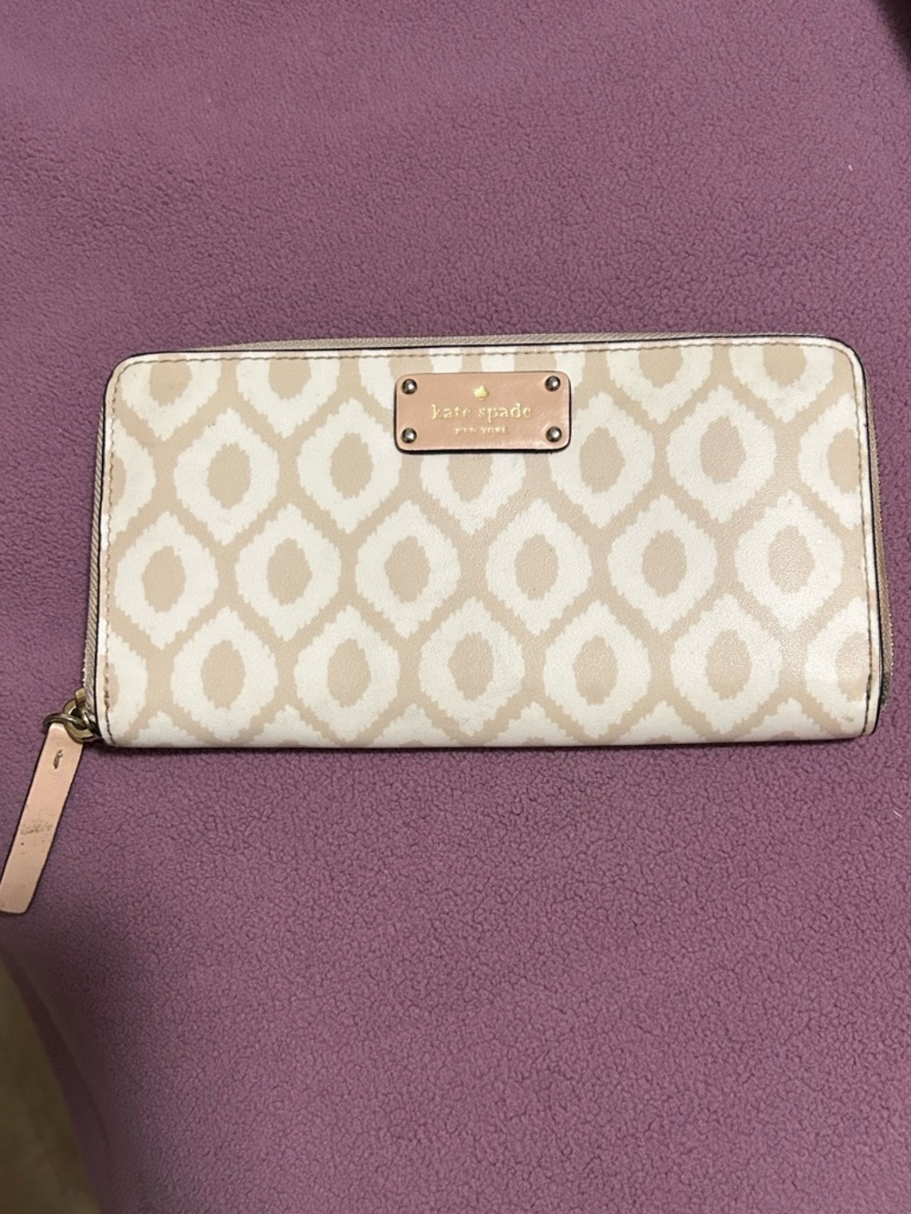 kate spade Cream and Blush Ikat Zip-Around Wallet - Picture 1 of 6
